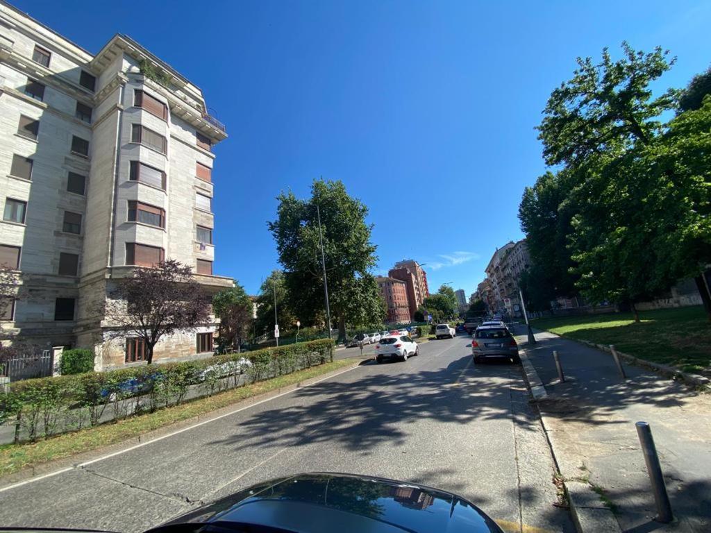 Kibilu - Viale Regina Margherita Milano Eksteriør bilde