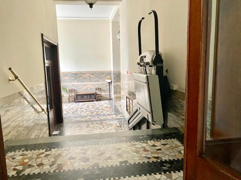 Kibilu - Viale Regina Margherita Milano Eksteriør bilde